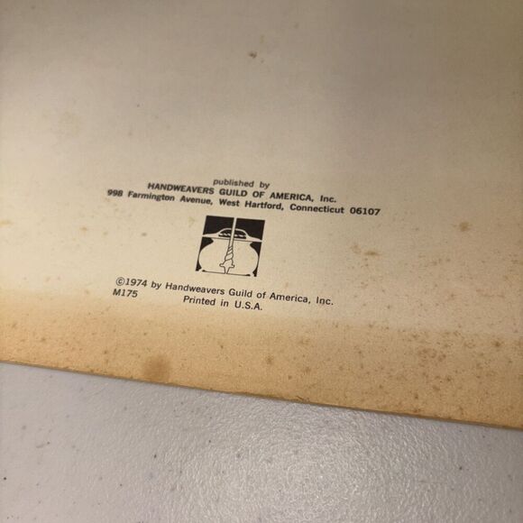 How To Make Handweaving Equipment / Handweavers Guild of America 1974 - Picture 7 of 7